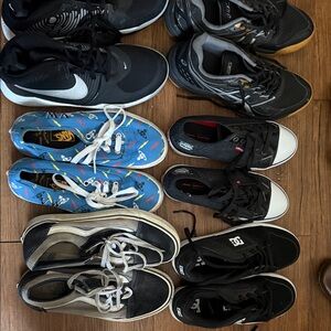 Nike Kids Black and White Sneakers